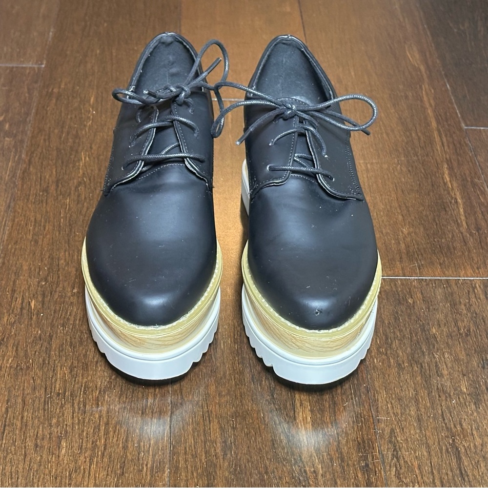 Cape Robbin Fara-2 Black Platform Oxford Shoes Women’s Size 10 Lug Sole Edgy - Picture 3 of 9